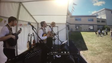 Ukes of Hazzard Ukulele party wedding corporate function band bucks england perform at Frefest 16